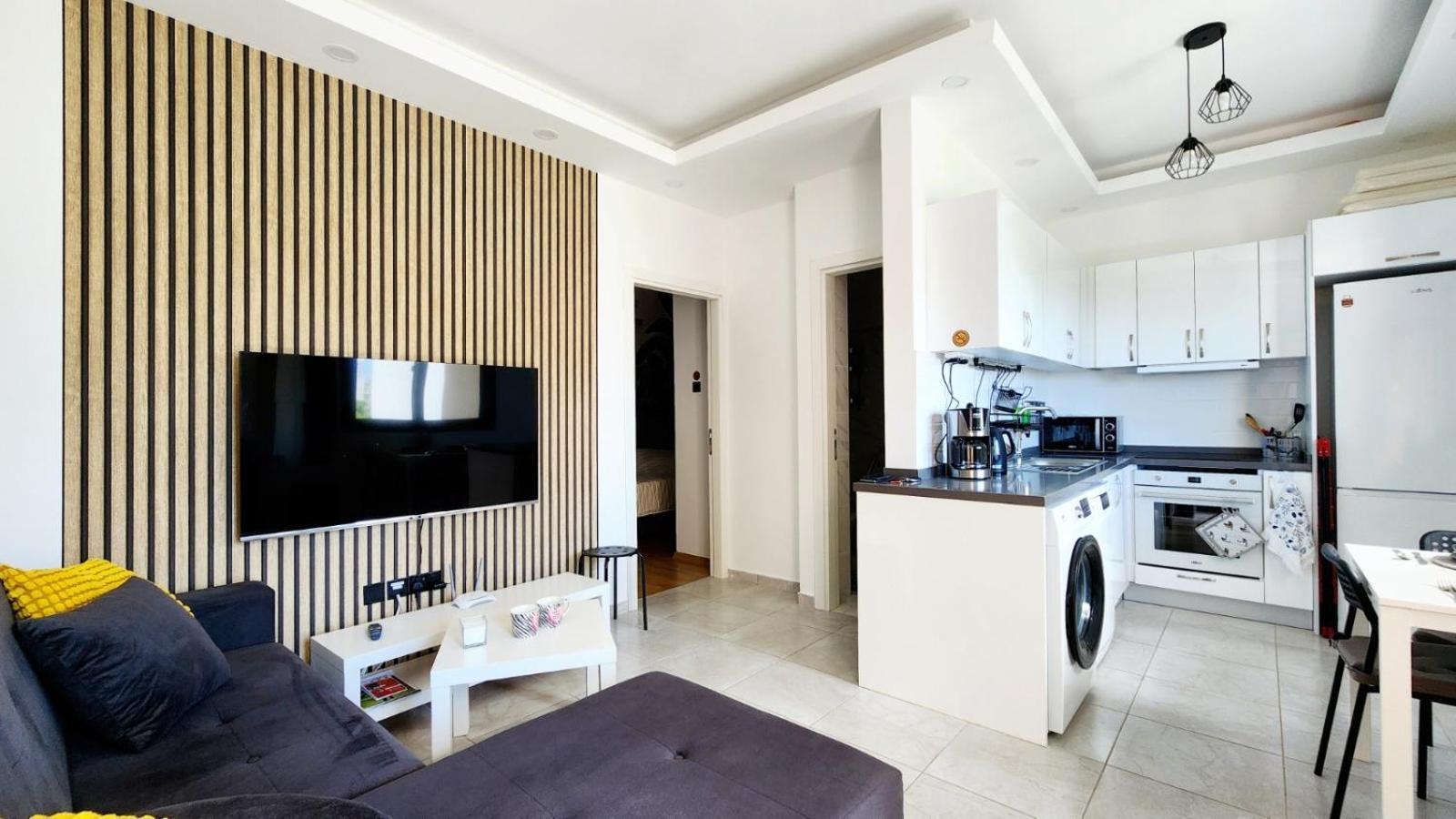 Sea View Apartment Kyrenia Кирения Экстерьер фото